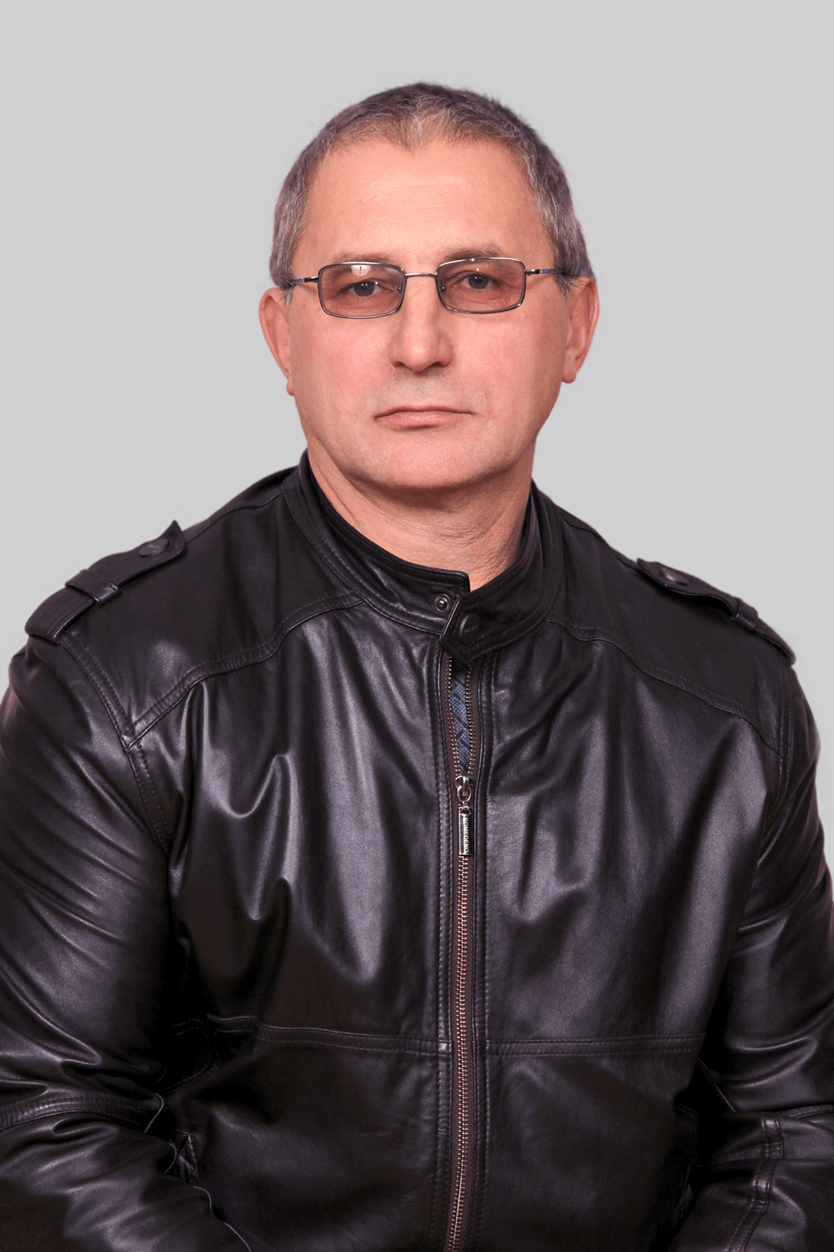 Кузнецов Виктор Борисович.